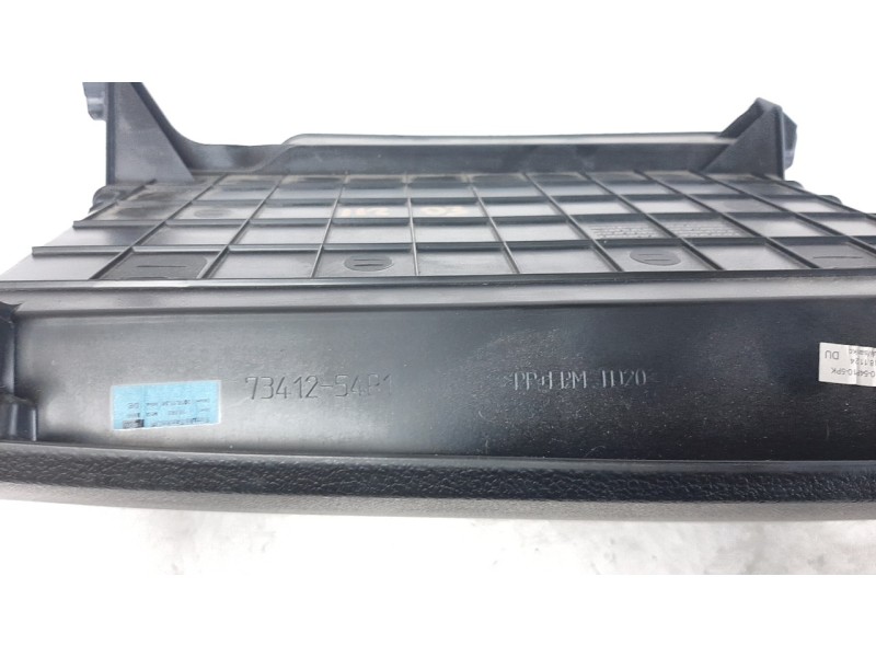 Recambio de guantera para suzuki vitara 1.4 16v boosterjet cat referencia OEM IAM 7341054P105PK  
