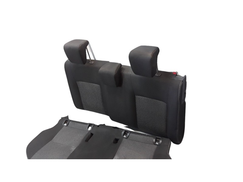 Recambio de juego asientos completo para suzuki vitara 1.4 16v boosterjet cat referencia OEM IAM 8568061M00BAE  