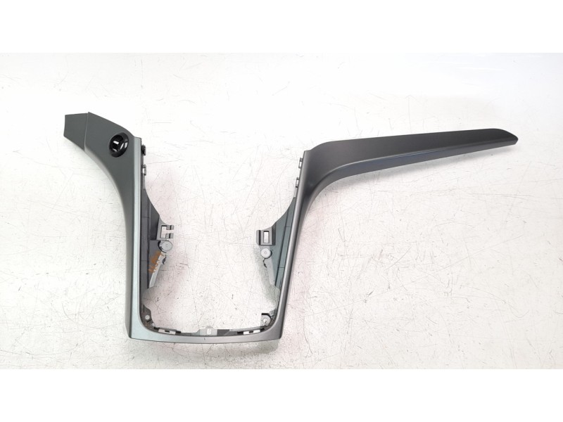 Recambio de moldura para ford kuga (cbs) 1.5 ecoboost cat referencia OEM IAM 35941943DMD  