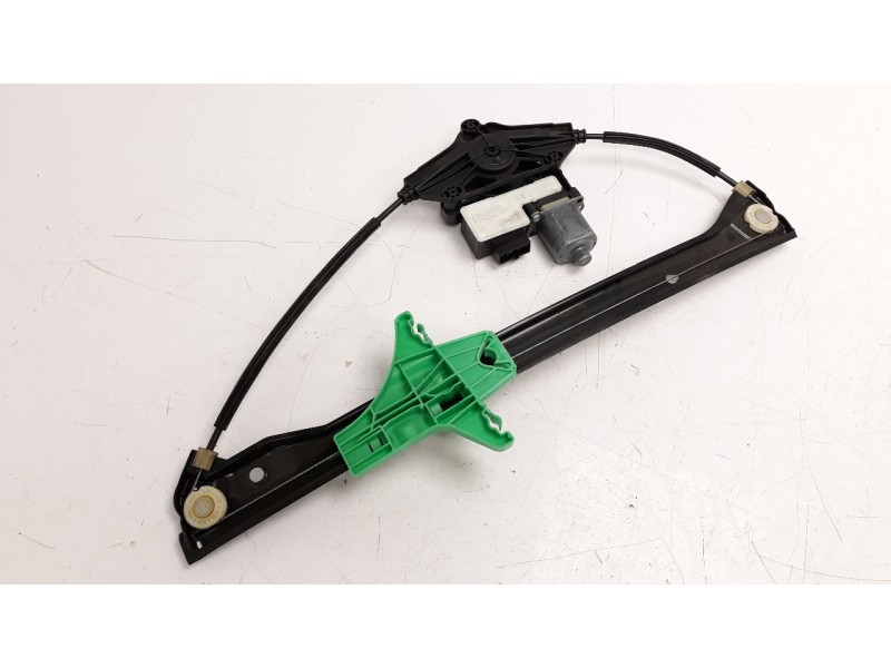 Recambio de elevalunas trasero izquierdo para volkswagen golf vii sportsvan 2.0 tdi referencia OEM IAM 510839461D  