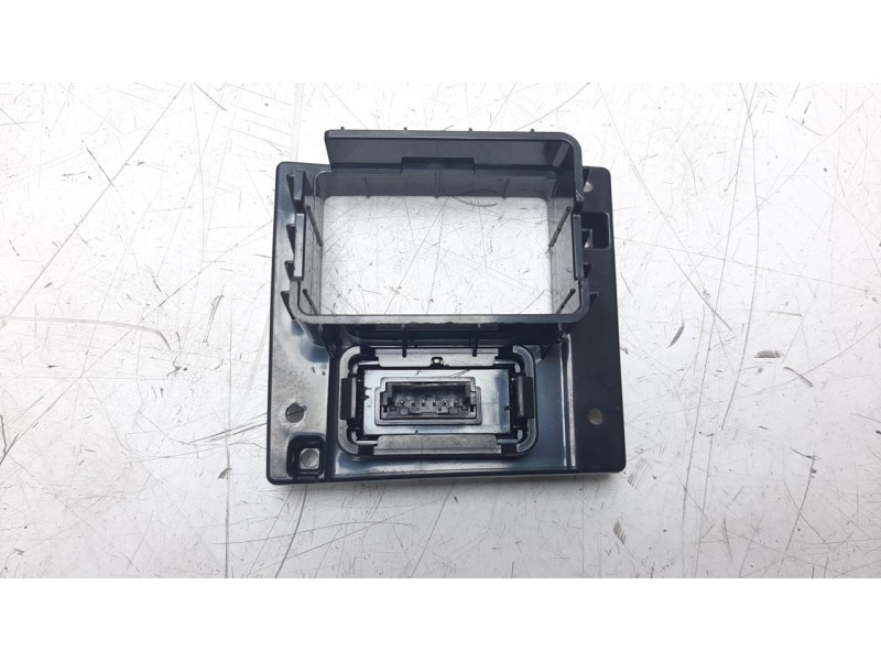 Recambio de interruptor para hyundai kona referencia OEM IAM 95580J9000  