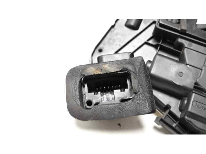 Recambio de cerradura puerta delantera derecha para volkswagen golf vi (5k1) advance referencia OEM IAM 5K1837016D CRDVW1010 