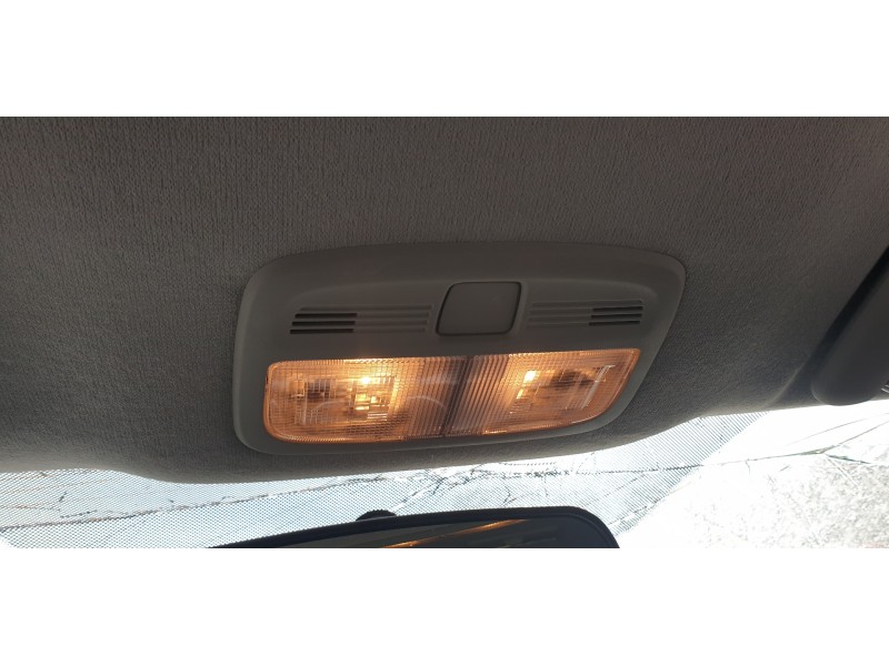 Recambio de luz interior para suzuki vitara 1.4 16v boosterjet cat referencia OEM IAM 3621268L00000  