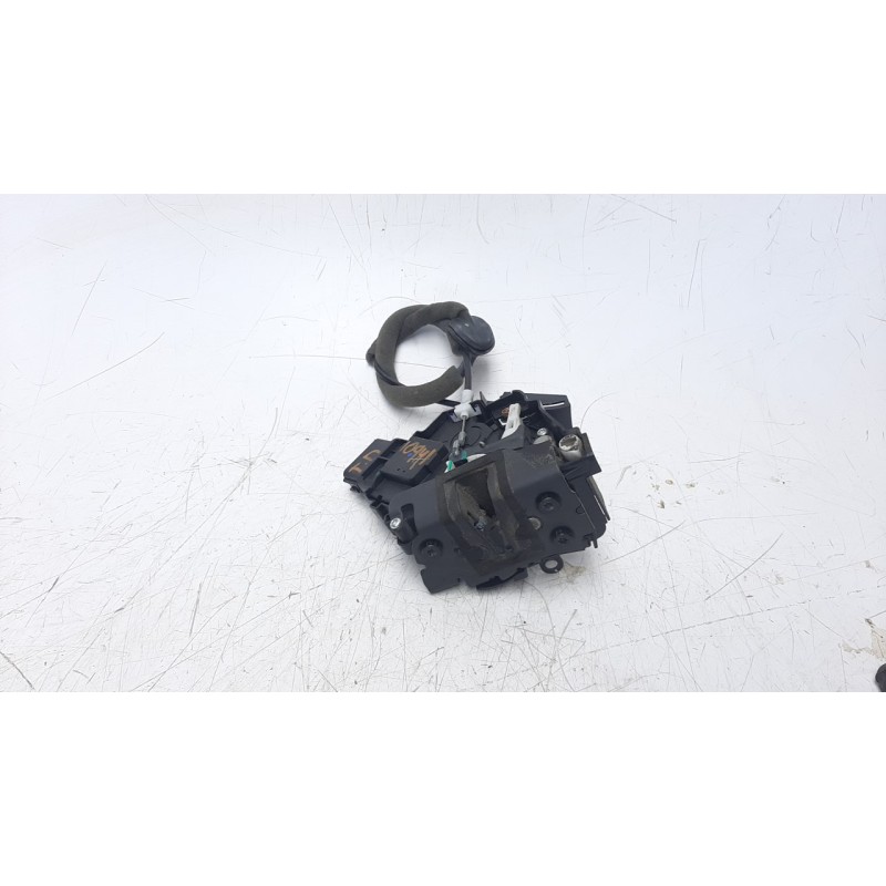Recambio de cerradura puerta trasera derecha para ford ka+ 1.2 ti-vct cat (3 cil.) referencia OEM IAM   