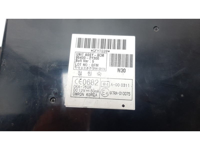 Recambio de modulo electronico para hyundai ix35 1.7 crdi cat referencia OEM IAM 954002Y300  