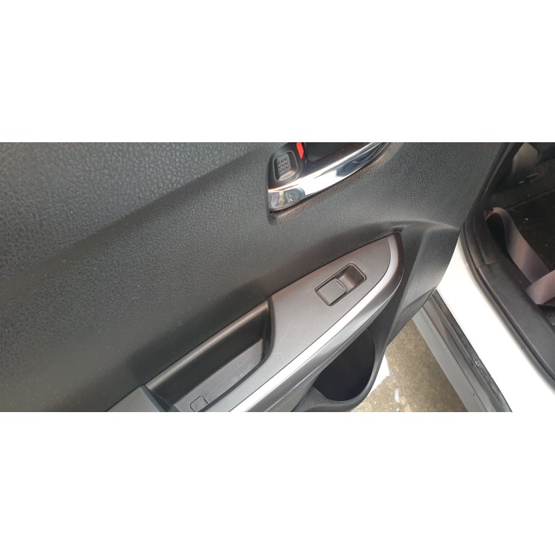 Recambio de mando elevalunas trasero izquierdo para suzuki vitara 1.4 16v boosterjet cat referencia OEM IAM 3799568L00000  