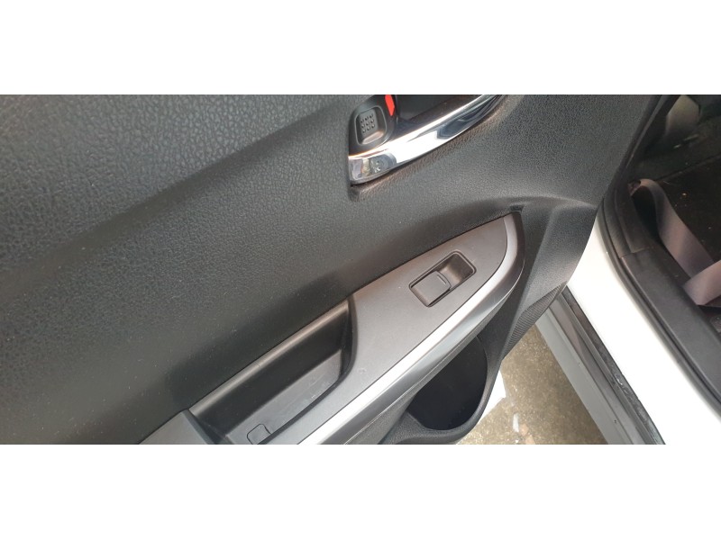 Recambio de mando elevalunas trasero izquierdo para suzuki vitara 1.4 16v boosterjet cat referencia OEM IAM 3799568L00000  