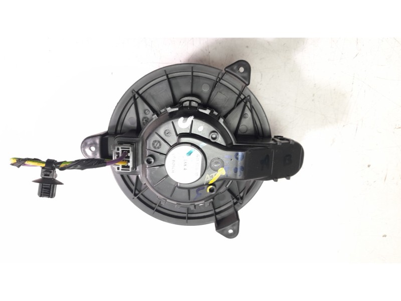 Recambio de ventilador calefaccion para ford ka+ 1.2 ti-vct cat referencia OEM IAM AV1119846AB  