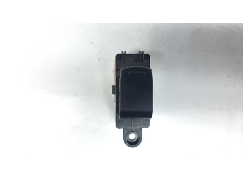 Recambio de mando elevalunas trasero izquierdo para suzuki vitara 1.4 16v boosterjet cat referencia OEM IAM 3799568L00000  