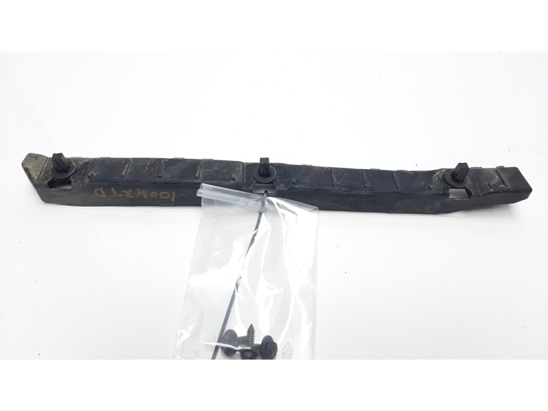 Recambio de moldura para hyundai ix35 1.7 crdi cat referencia OEM IAM 866142Y000  