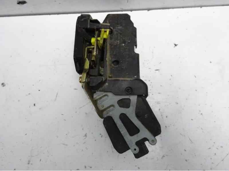 Recambio de cerradura puerta trasera derecha para hyundai santa fe (sm) 2.0 crdi cat referencia OEM IAM   