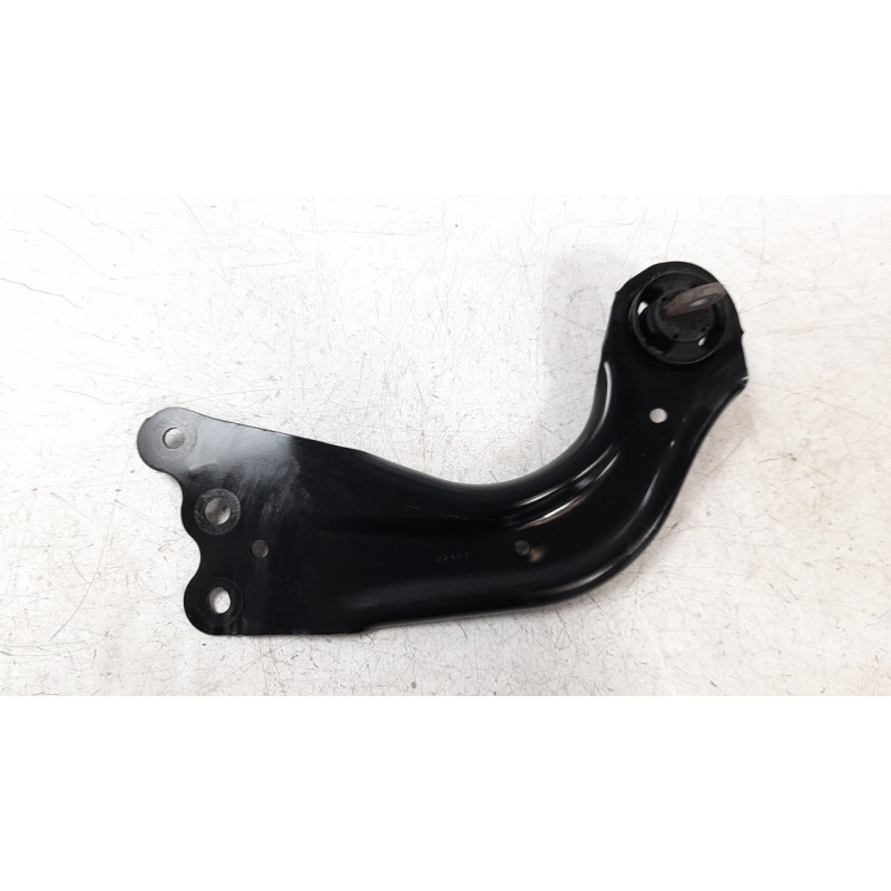 Recambio de brazo suspension superior trasero derecho para mazda cx-5 2.0 cat referencia OEM IAM KB7W22427  