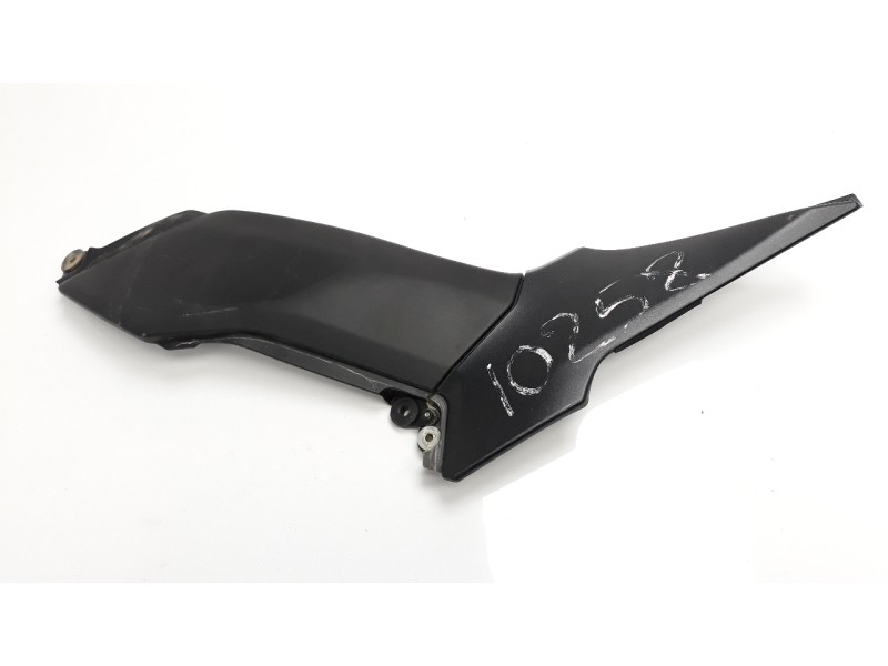 Recambio de moldura para kawasaki z 900 z 900 performance referencia OEM IAM 360010658  