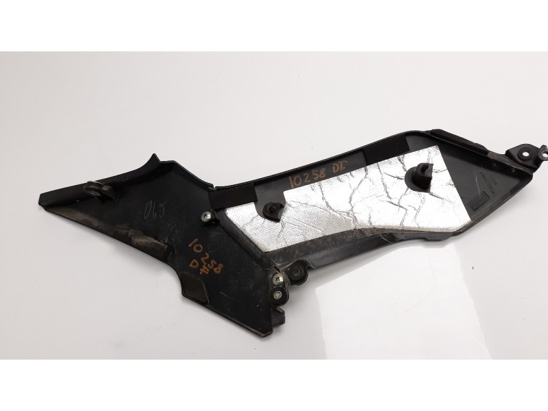 Recambio de moldura para kawasaki z 900 z 900 performance referencia OEM IAM 360010658  