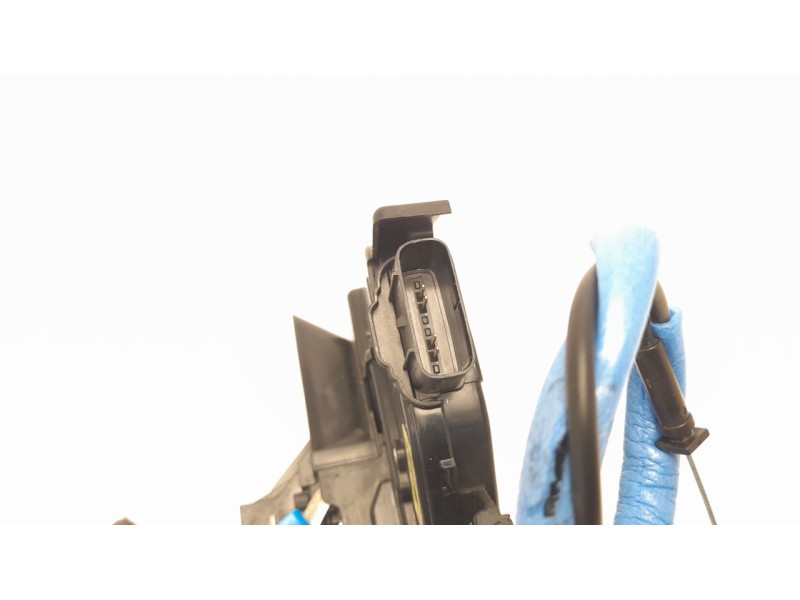 Recambio de cerradura puerta delantera derecha para kia stonic (ybcuv) 1.2 cat referencia OEM IAM 81320H8050  