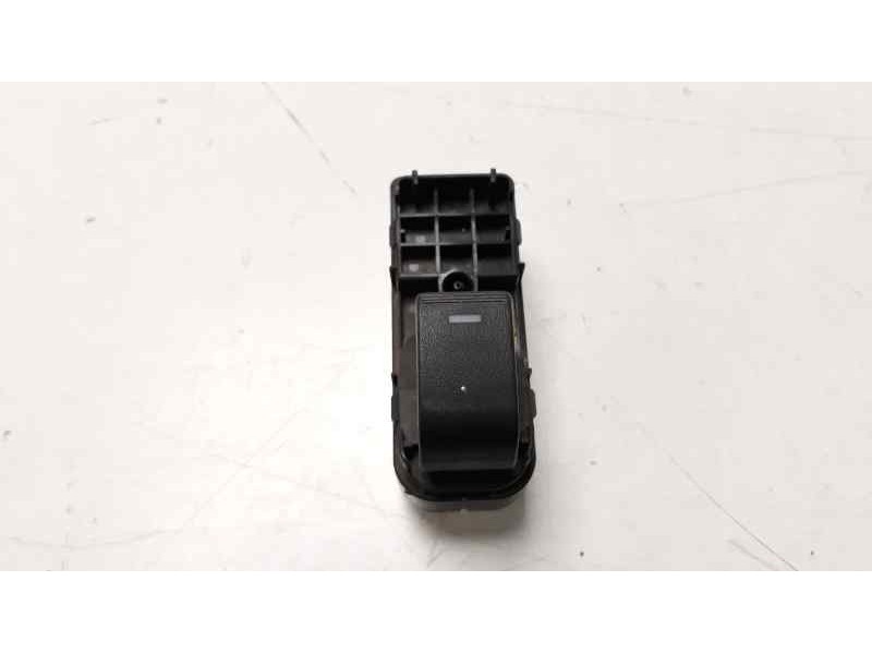 Recambio de mando elevalunas trasero derecho para mazda 3 lim. (bl) active referencia OEM IAM BBP366380A  