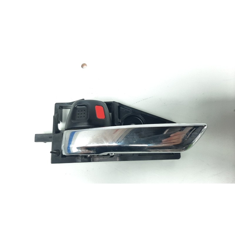 Recambio de maneta interior delantera izquierda para suzuki vitara 1.4 16v boosterjet cat referencia OEM IAM 8313061M10C48  