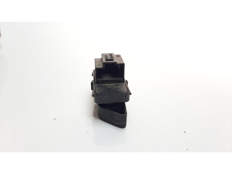 Recambio de interruptor para volkswagen golf vii sportsvan sport bluemotion tech referencia OEM IAM 510962125  