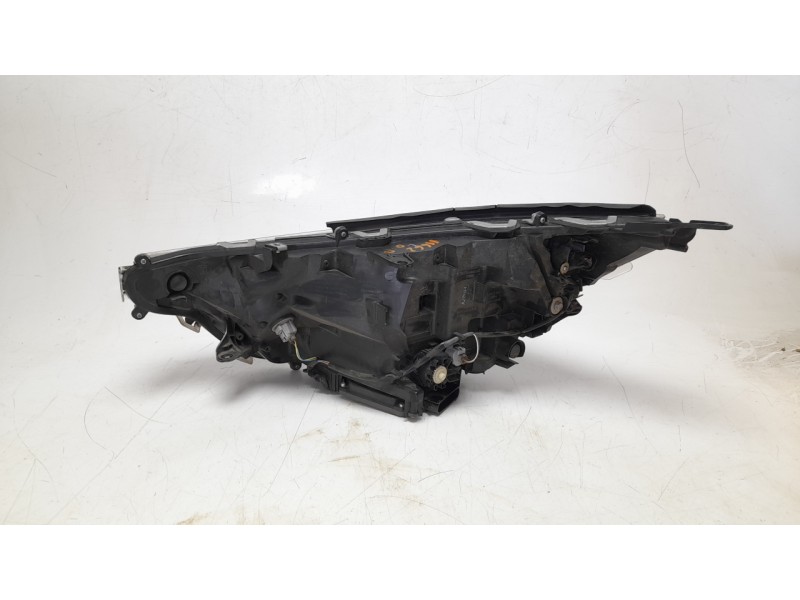Recambio de faro derecho para toyota rav4 referencia OEM IAM 8114542840  