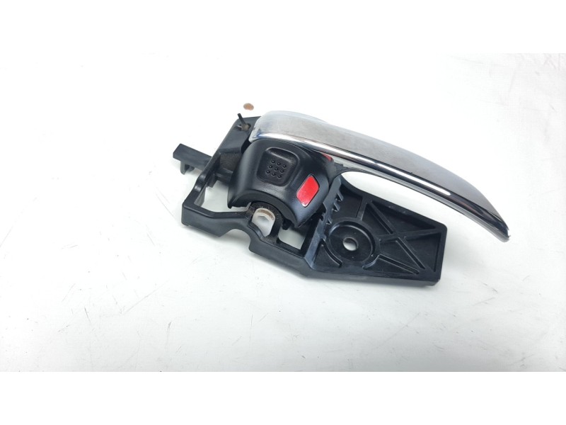Recambio de maneta interior trasera derecha para suzuki vitara 1.4 16v boosterjet cat referencia OEM IAM 8311061M10C48  