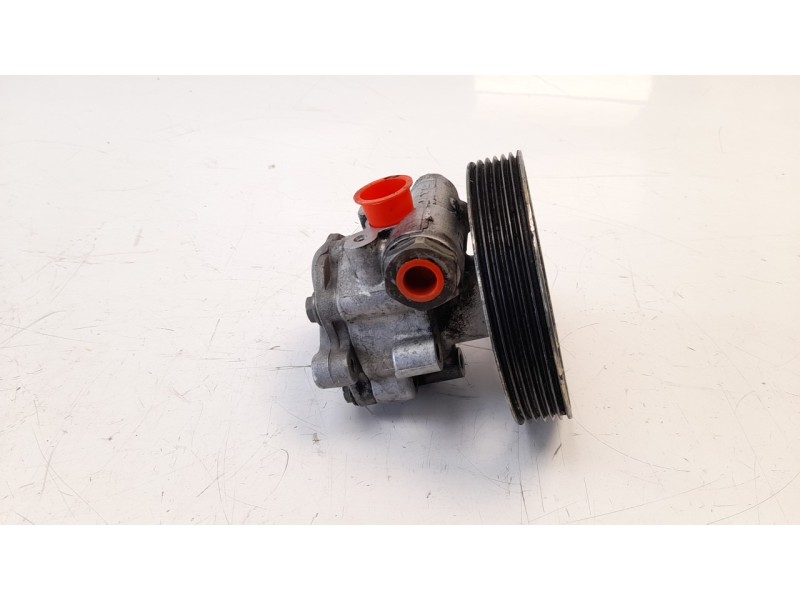 Recambio de bomba direccion para ford fusion (cbk) 1.4 tdci cat referencia OEM IAM 2S6C3A696DC BHF410127HQ 