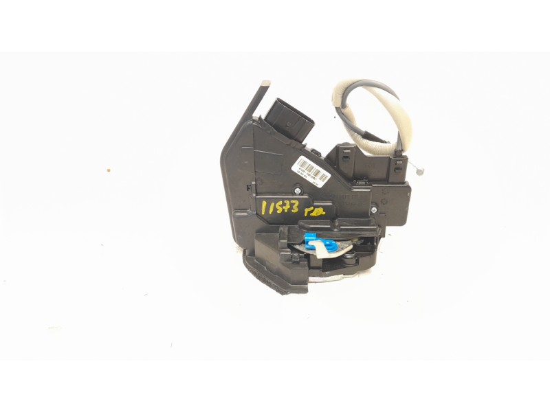 Recambio de cerradura puerta trasera derecha para kia stonic (ybcuv) 1.2 cat referencia OEM IAM 81420H8010  