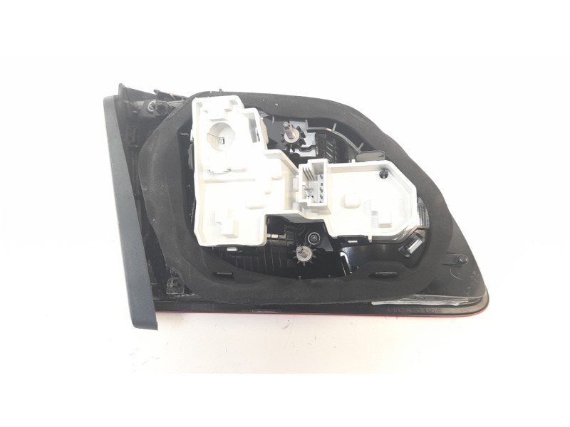 Recambio de piloto trasero derecho interior para volkswagen golf vii sportsvan 2.0 tdi referencia OEM IAM 510945094G  