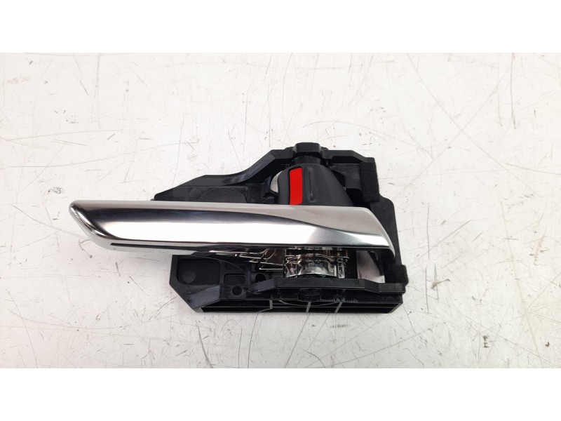 Recambio de maneta interior delantera derecha para mazda cx-30 referencia OEM IAM V8392RH  