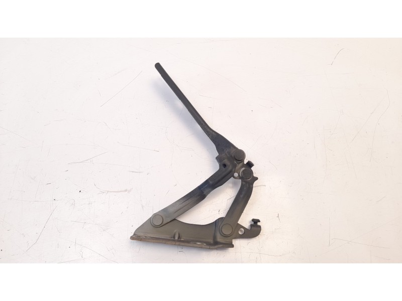 Recambio de retenedor puerta para volkswagen golf vi (5k1) advance referencia OEM IAM 5K0823301C  