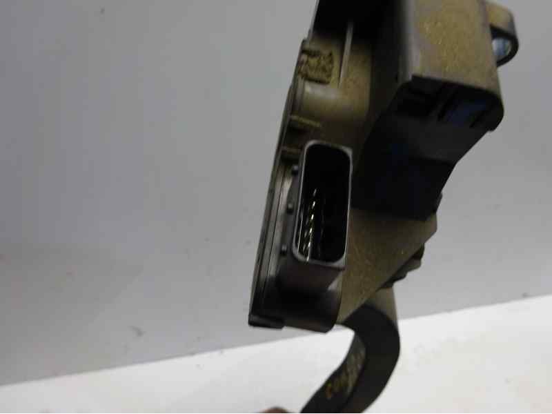 Recambio de potenciometro pedal para opel corsa d 1.3 16v cdti referencia OEM IAM 55702020  