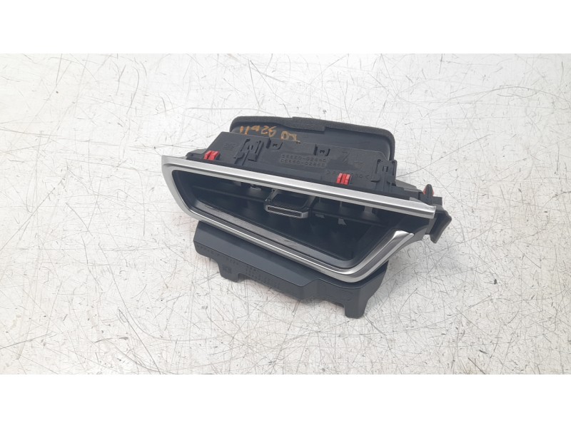 Recambio de rejilla aireadora para toyota corolla (e21) hybrid style referencia OEM IAM 5565002840  