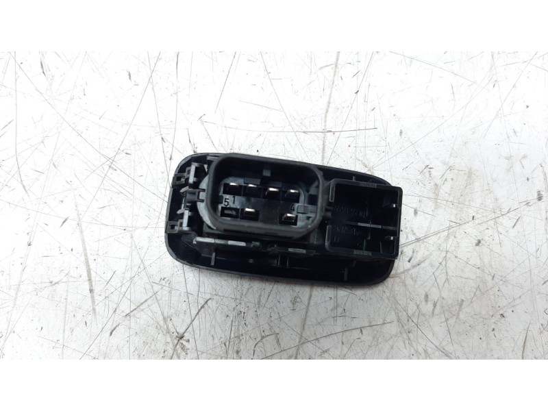 Recambio de mando elevalunas delantero derecho para ford ka+ 1.2 ti-vct cat (3 cil.) referencia OEM IAM   