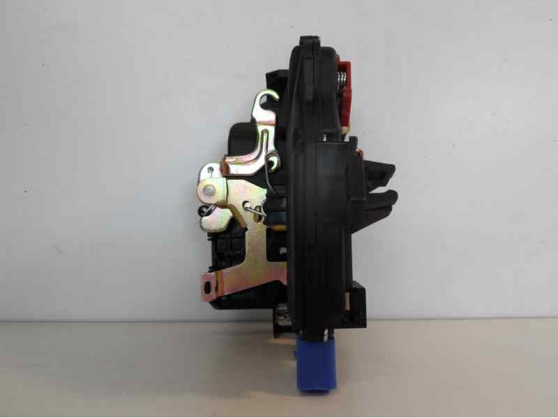 Recambio de cerradura puerta delantera derecha para volkswagen jetta (1k2) referencia OEM IAM 3D1837016A CRDVW1006 EZCVW010
