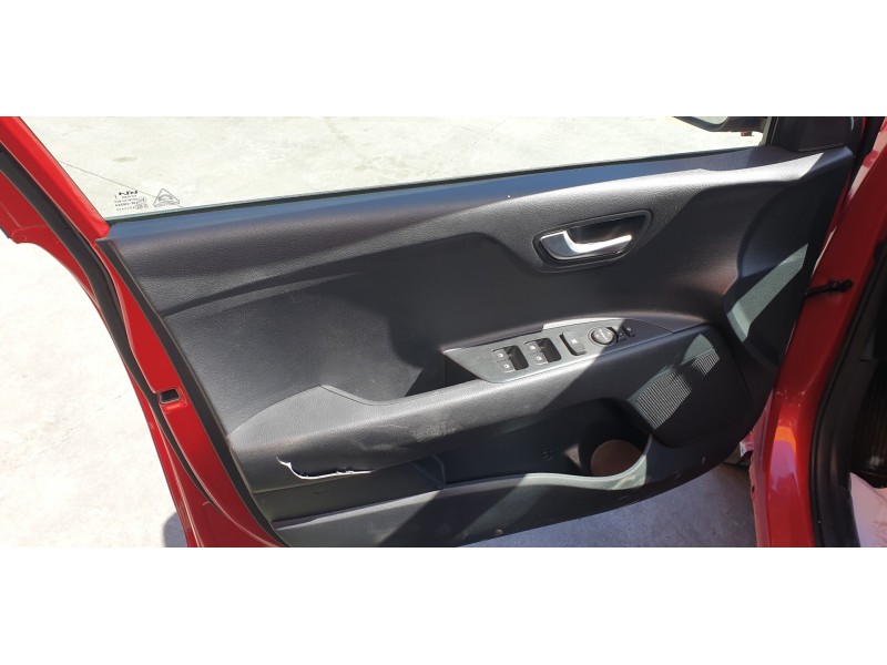 Recambio de elevalunas delantero izquierdo para kia stonic (ybcuv) 1.2 cat referencia OEM IAM 82401H8000  