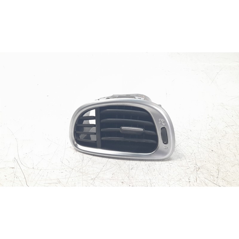 Recambio de rejilla aireadora para fiat 500 l (330) 1.3 16v jtd cat referencia OEM IAM 735556286  