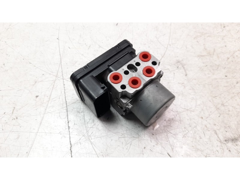 Recambio de abs para honda cb 650r referencia OEM IAM 57110MKND51  