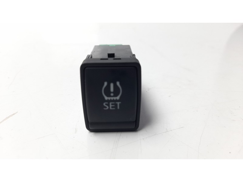 Recambio de interruptor para nissan juke (f15) acenta referencia OEM IAM 25195BV80A  