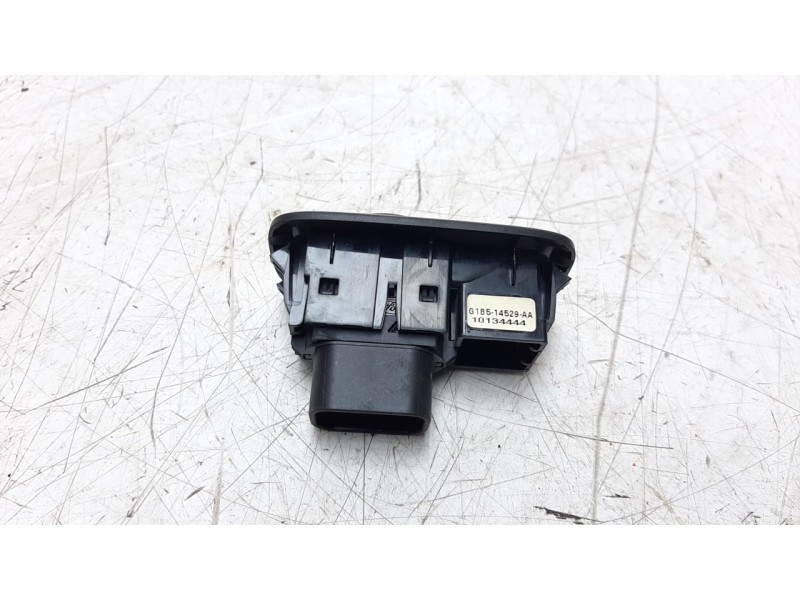 Recambio de mando elevalunas trasero derecho para ford ka+ 1.2 ti-vct cat (3 cil.) referencia OEM IAM   