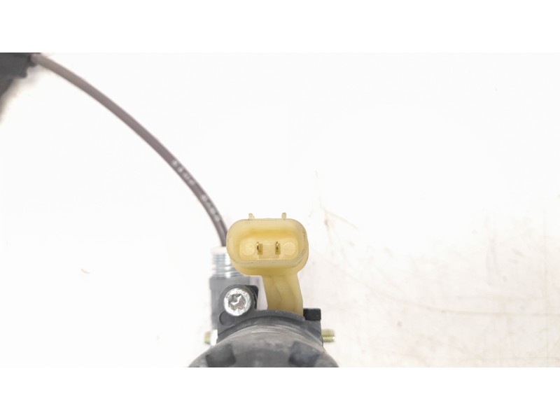 Recambio de elevalunas trasero derecho para kia stonic (ybcuv) 1.2 cat referencia OEM IAM 83402H8100  