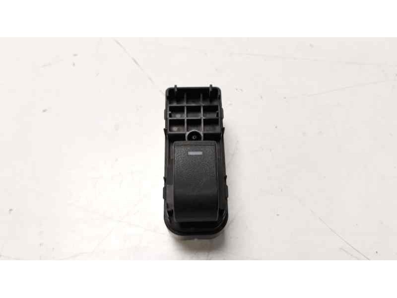 Recambio de mando elevalunas trasero izquierdo para mazda 3 lim. (bl) active referencia OEM IAM BCD166380A  