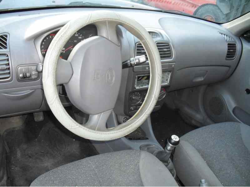 hyundai accent (lc) del año 2000