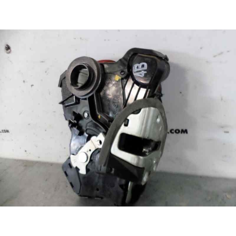 Recambio de cerradura puerta delantera derecha para toyota avensis (t27) 2.0 d-4d cat referencia OEM IAM   