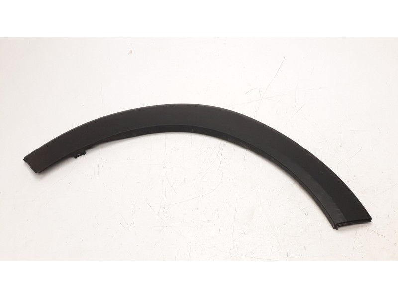Recambio de aletin delantero derecho para hyundai tucson 1.7 crdi cat referencia OEM IAM 87714D7000  