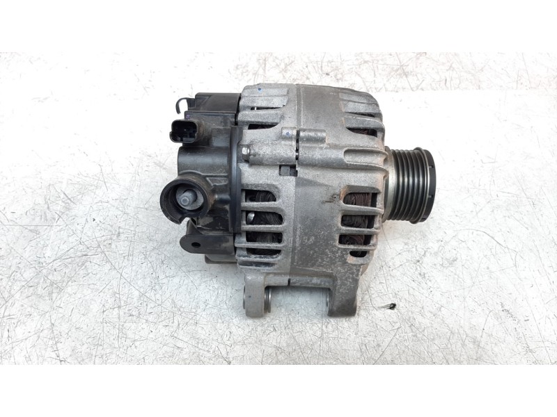 Recambio de alternador para peugeot 208 (p2) allure referencia OEM IAM 9635689480  