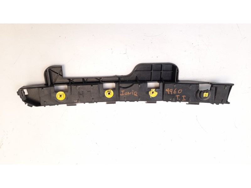 Recambio de moldura para hyundai ioniq referencia OEM IAM 86613G2000  