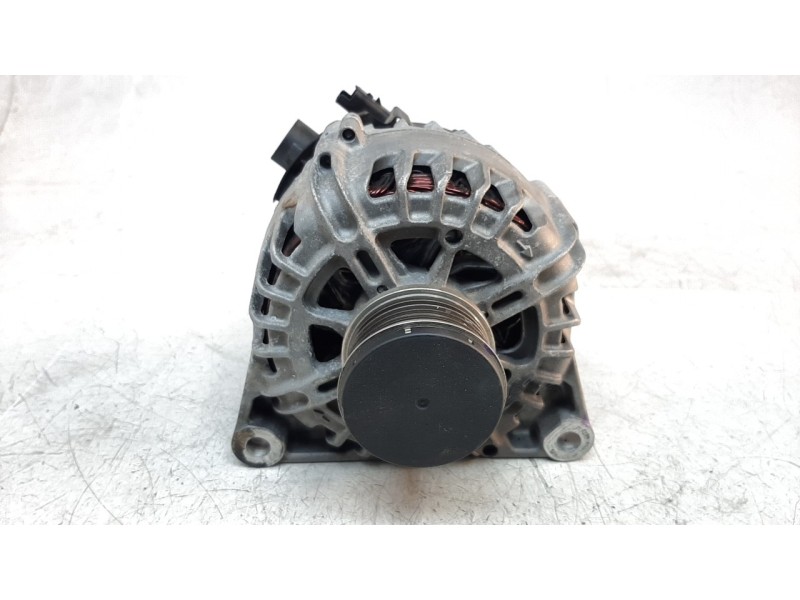 Recambio de alternador para peugeot 208 (p2) allure referencia OEM IAM 9635689480  