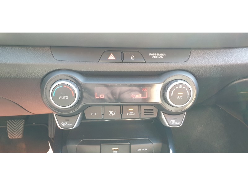 Recambio de mando climatizador para kia stonic (ybcuv) 1.2 cat referencia OEM IAM 97250H8420  