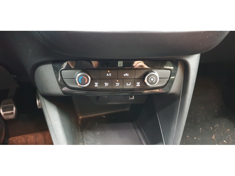 Recambio de mando climatizador para opel corsa f 1.2 referencia OEM IAM 39231171  