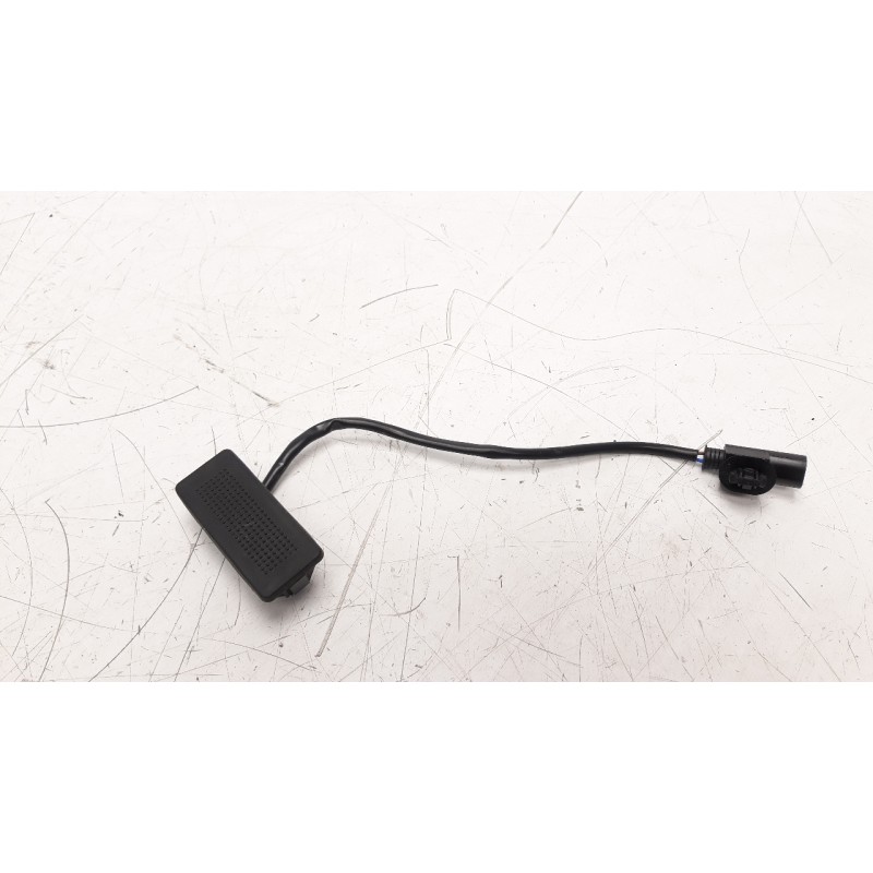Recambio de maneta exterior porton para alfa romeo stelvio (630) 2.2 jtdm cat referencia OEM IAM 50559408  