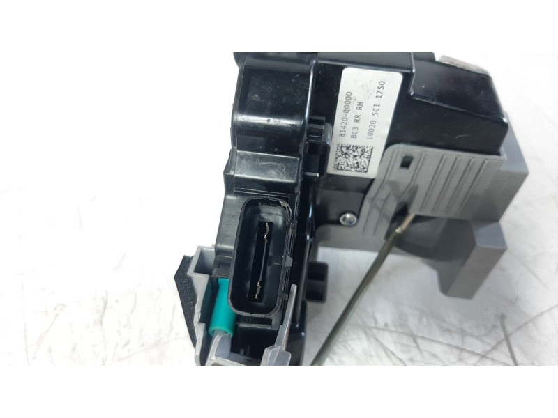 Recambio de cerradura puerta trasera derecha para hyundai i20 1.0 tgdi cat referencia OEM IAM 81420Q0000  